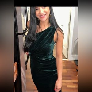 One shoulder velvet green dress